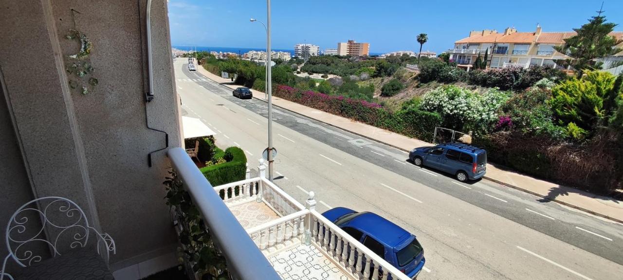 Parque Aromatico Con Dos Piscinas Lejlighed Torrevieja Eksteriør billede